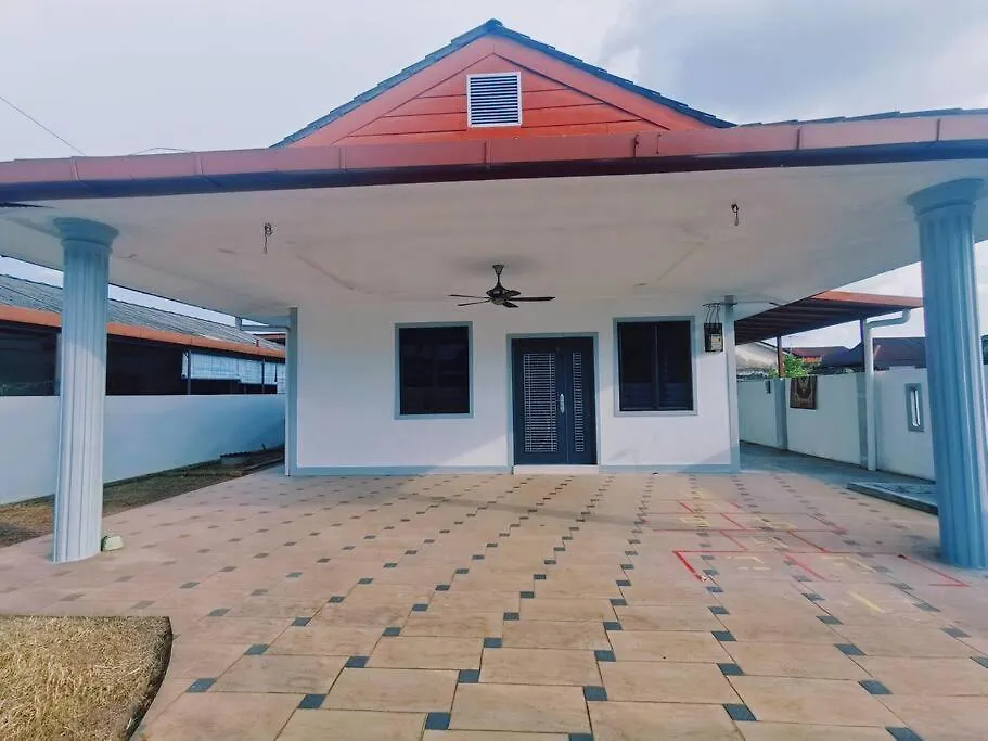 Holiday home Ipoh Stadium 1Min/Wahkeongpark Simee 18Pax Bungalow Cottage Malaysia