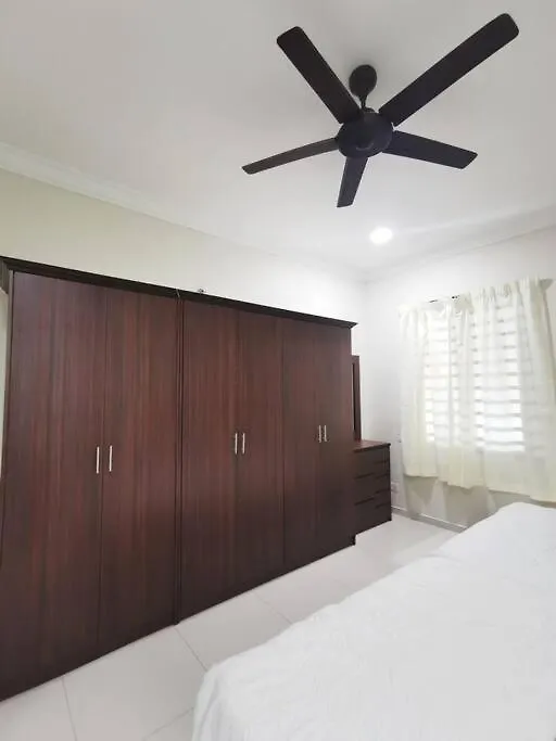 Ipoh Stadium 1Min/Wahkeongpark Simee 18Pax Bungalow Cottage 0*,